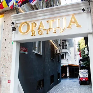 Opatija Hotel Provincia di Istanbul
