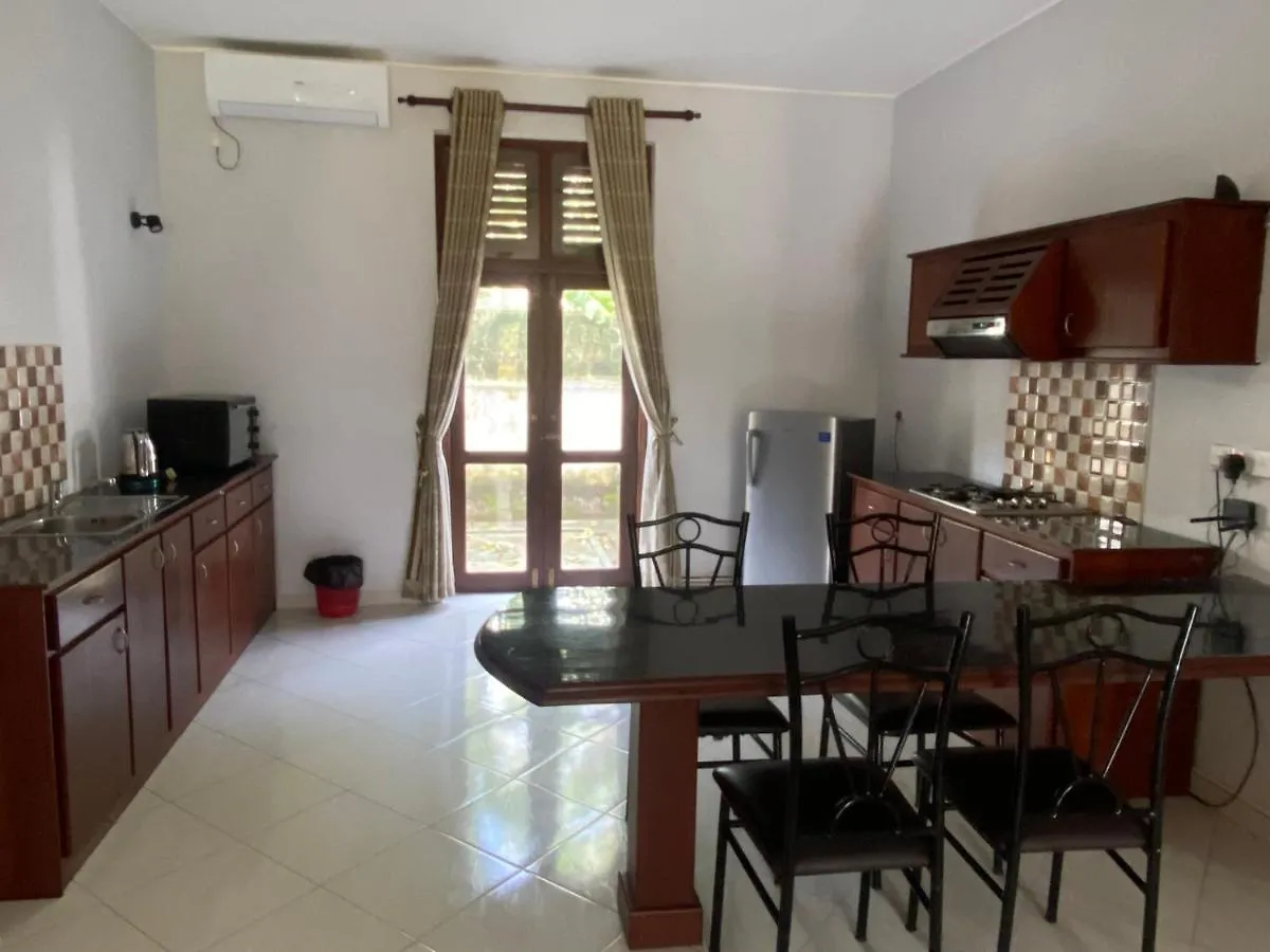 Bed & Breakfast Christima Residence Negombo